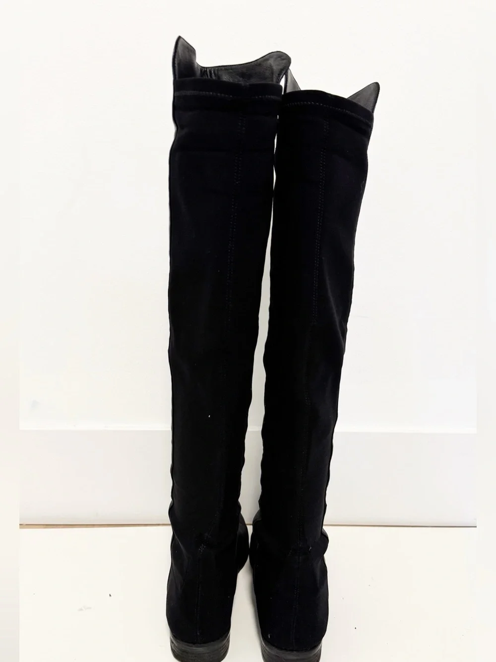Stuart Weitzman 5050 Boot Black Leather size 7